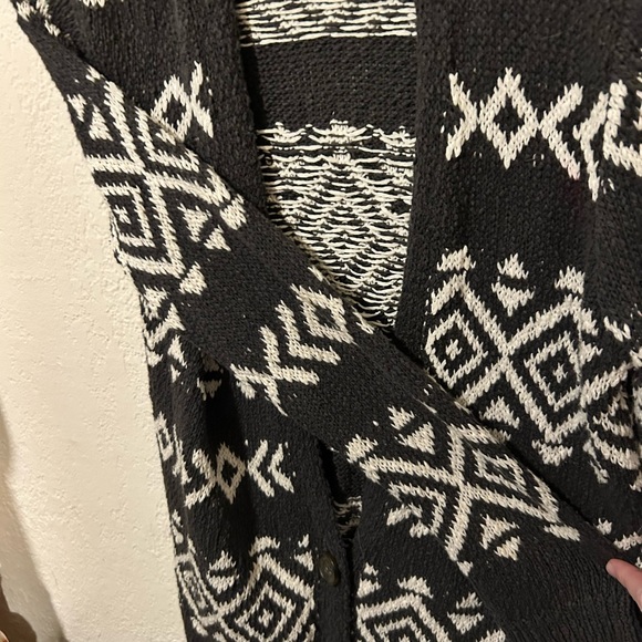 Hollister Cardigan Sweater - Picture 2 of 6